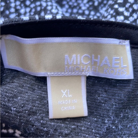 Michael Kors dot knit bell sleeves pull over blouse Size Extra Large - Picture 5 of 5